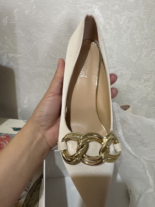 Продам Туфли женские