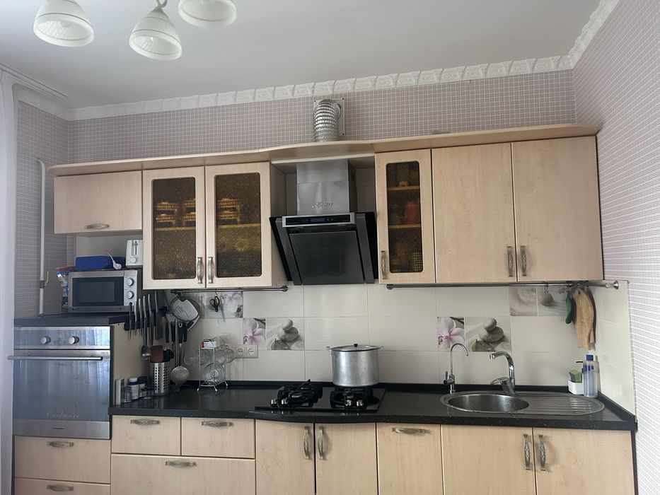 Продам кухонный гарнитур