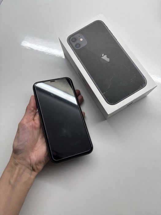 Продам Iphone 11 64гб все родное (айфон)