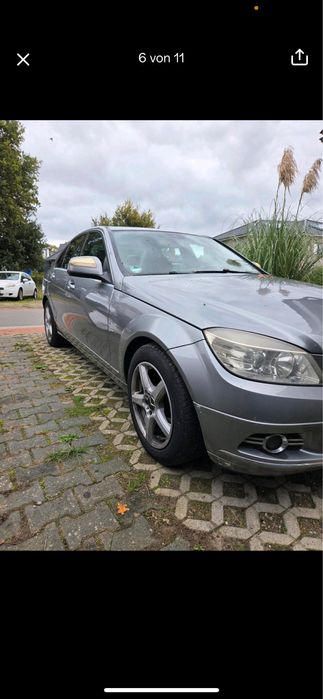 Vand Mercedes C-Class w204 in stare foarte buna tehnica