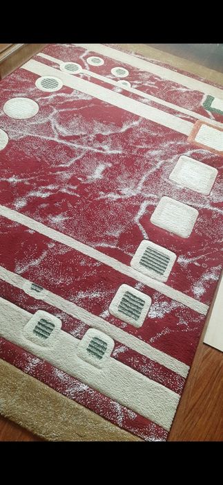 Ковер в хорошем состоянии