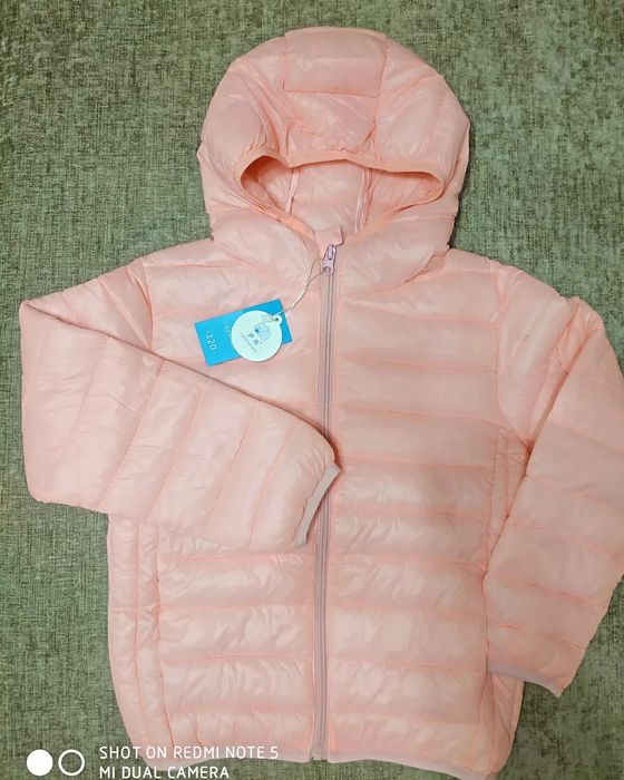 Продам новые детские куртки