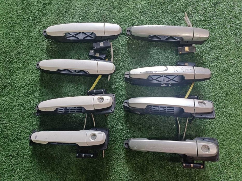 Продам наружную ручку дверей от Toyota Camry 30 35