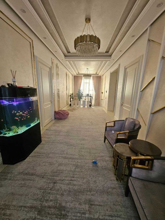 Дом в стиле неоклассика — Мирзо Улугбекский район, махалля Амир Темур