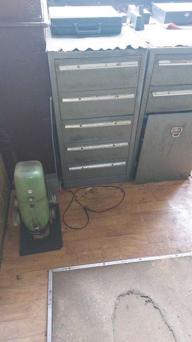 Координат Шлайф DECKEL-2бр. Центрови шлайф TOS