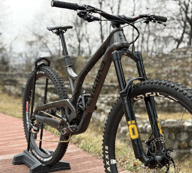 Evil Wreckoning Carbon  ÖHLINS  Top Enduro