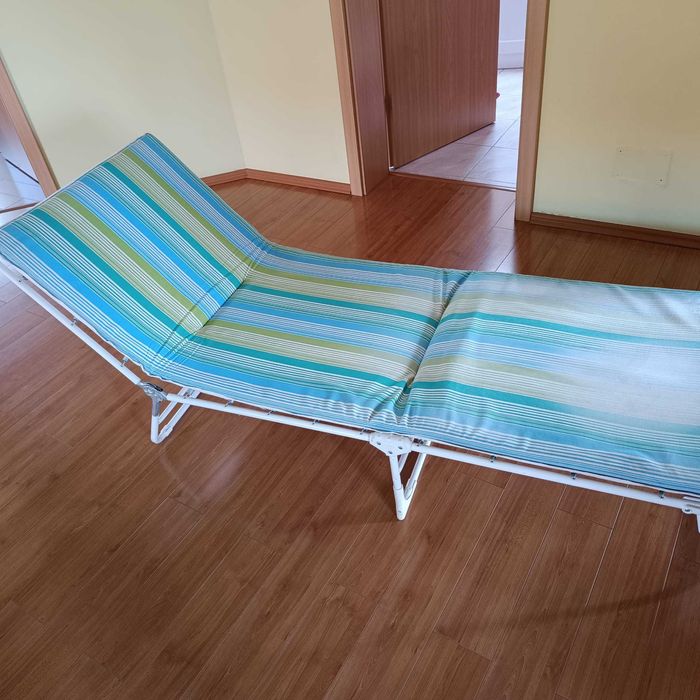 VInd sezlonguri de gradina