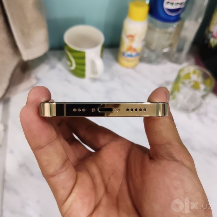 Iphone 13 Pro sotiladi abmen yuq omedganla tel qilib bezovta qimela !!