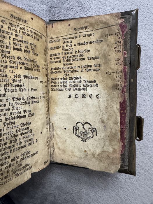 Biblie veche anul 1800