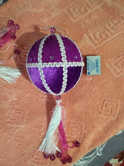 Ёлочные игрушки,Шары с кисточками,с камушками,не бьющиеся