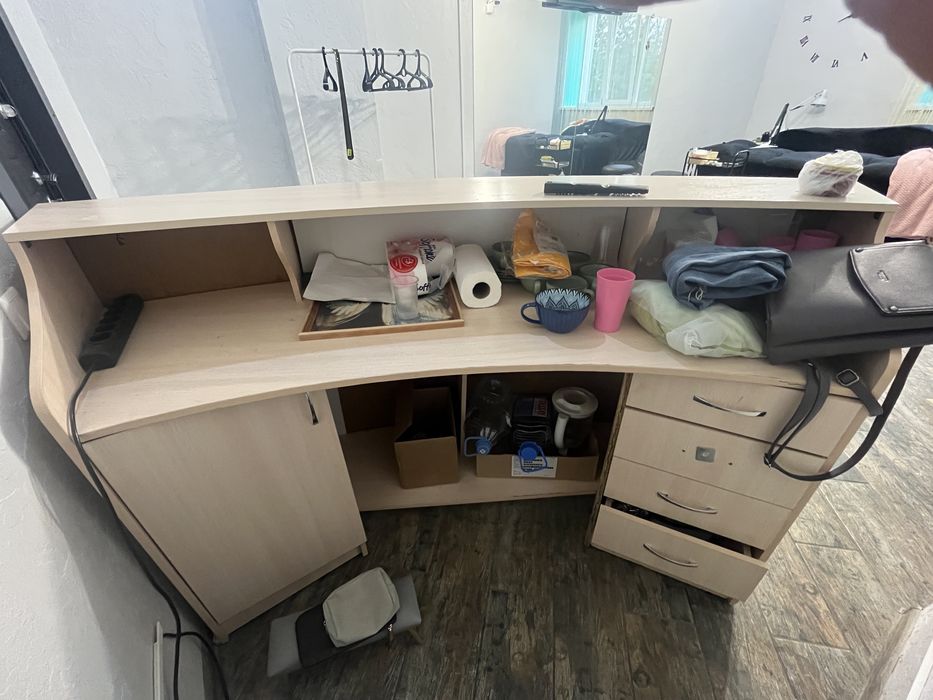 Рецепшен, стойка