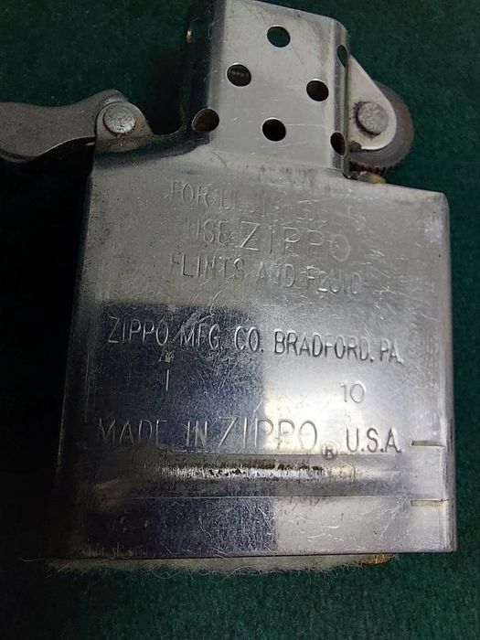 Bricheta originala Zippo an 1978