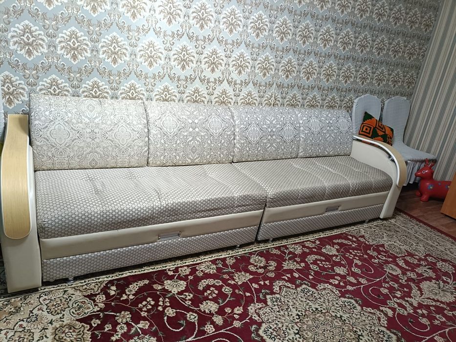 Продам диван.    .