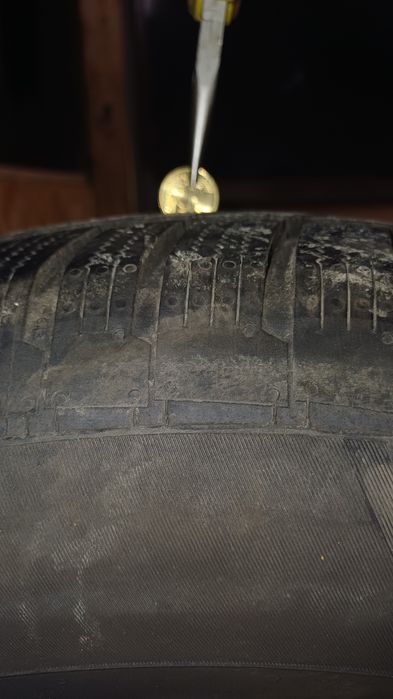 Зимни гуми 235/65/17