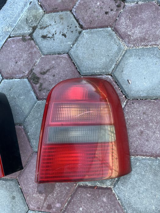Продам фары ауди а4 б5