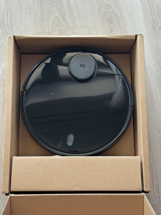 +++Aspirator Xiaomi Mi Robot Vacuum + Mop P (aspira & sapala)