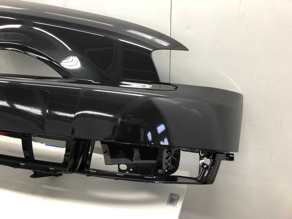 Bara & Aripa Fata Dreapta Audi A4 B6 An 2000-2004 (LZ9W (Negru))