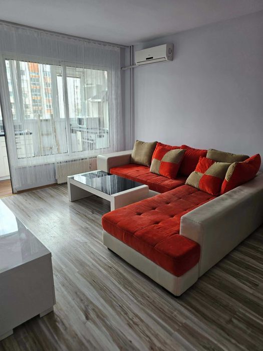 Двустаен ап. под наем в кв. Дружба 2