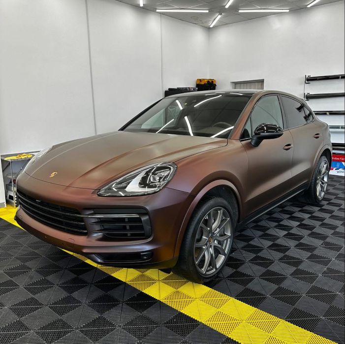 Folieri PPF.  Folieri geamuri. Colantari. Polish. Detailing.