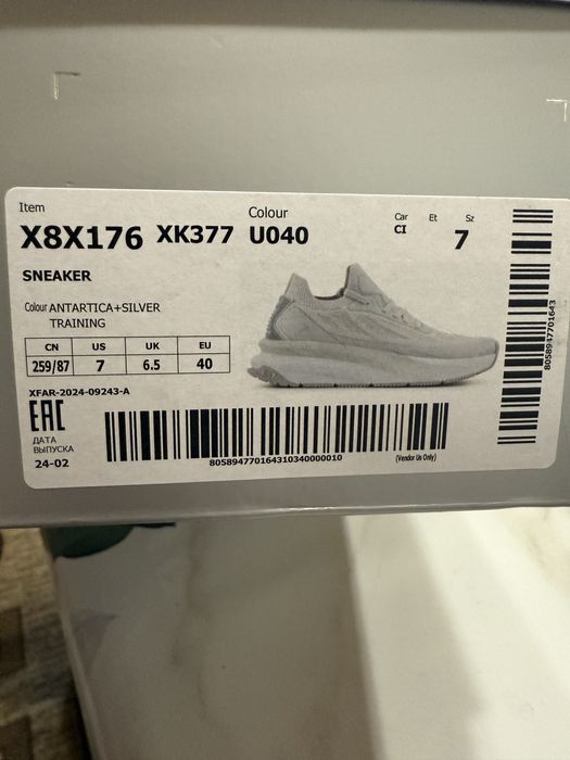 Маратонки       Унисекс. EA 7