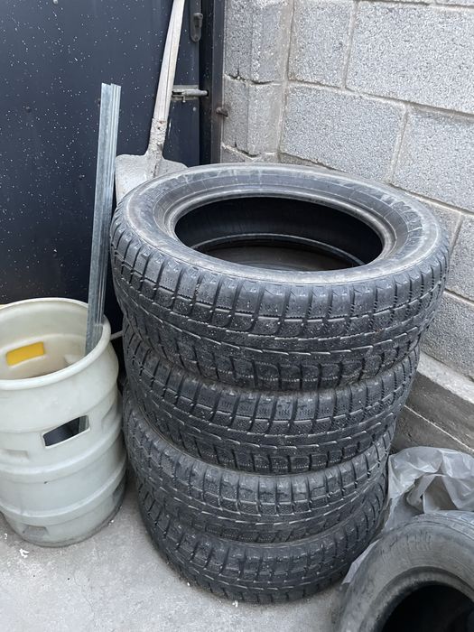 Продам шины зимние