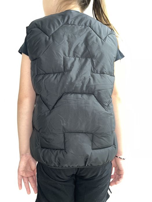 Продам безрукавки унисекс