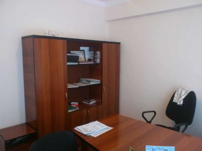 Буюк Ипак Йули ул.Тантана, м-в Ахмада Югнакий нежилое помещение 364 м²