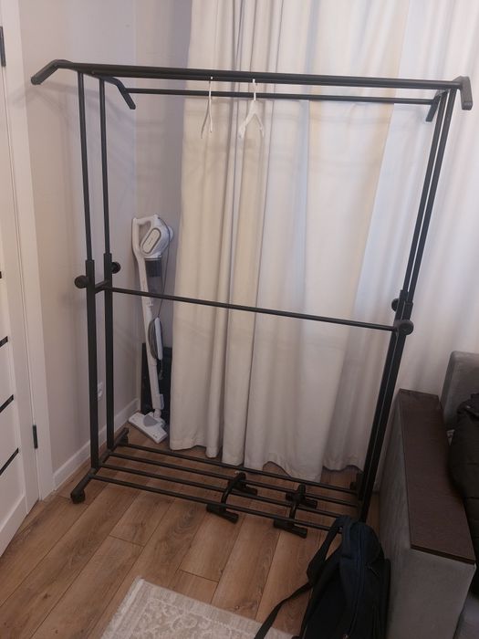 Зеркало, Вешалка