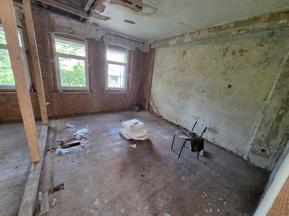 Къща в Германия,  Саксония в близост до гр. Кемниц