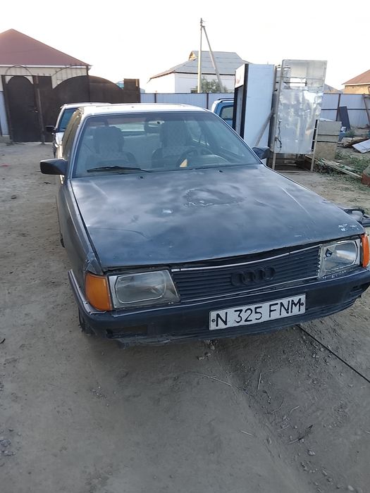 Ауди 100 сатылады