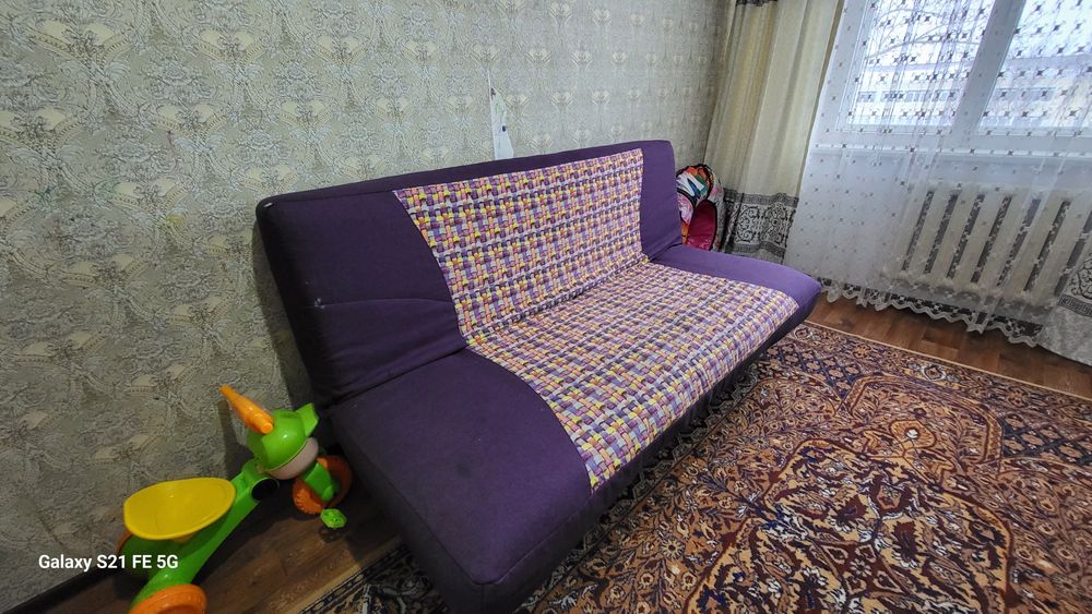 Продам диван книжка