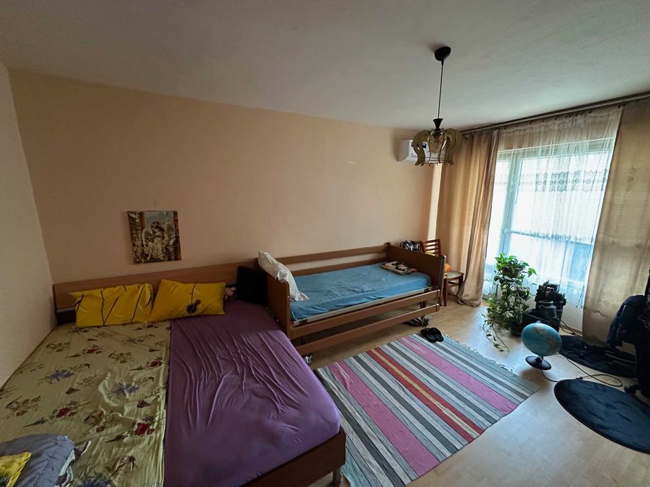 Продава се Тристаен апартамент в Русе, Родина 1 - 80 кв.м за 759 €/кв.м - Снимка #2