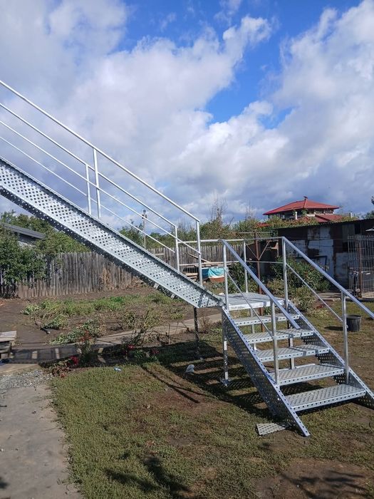 Scări metalice galvanizate la orice demisiune asiguram transport ori u