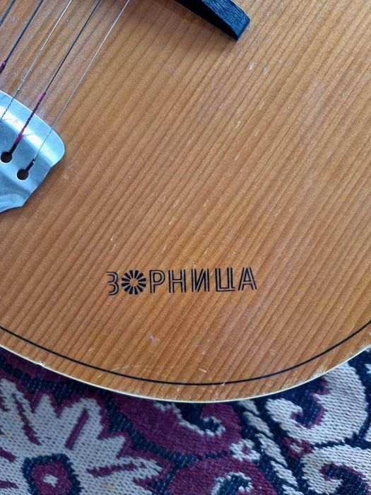 Китара Кремона Зорница