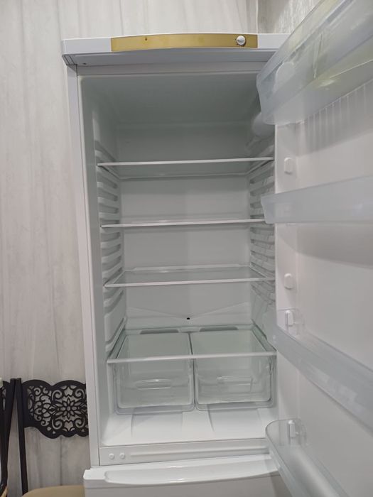 Продаю Холодильник