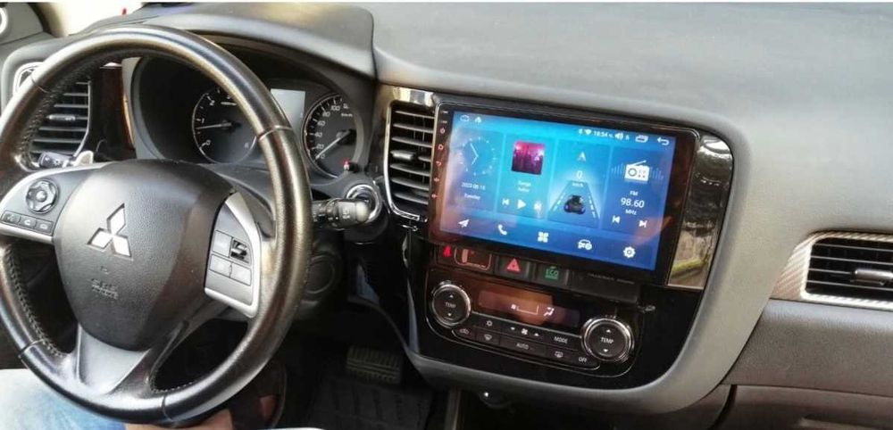Мултимедия за Mitsubishi Outlander (2013–2018) 9″