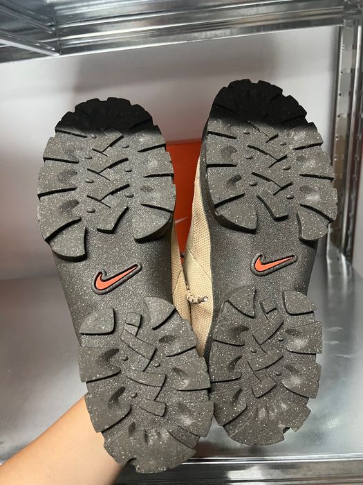 Nike Lahar low Smoke-Grain-Orange