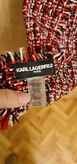 Обемен шал Karl Lagerfeld
