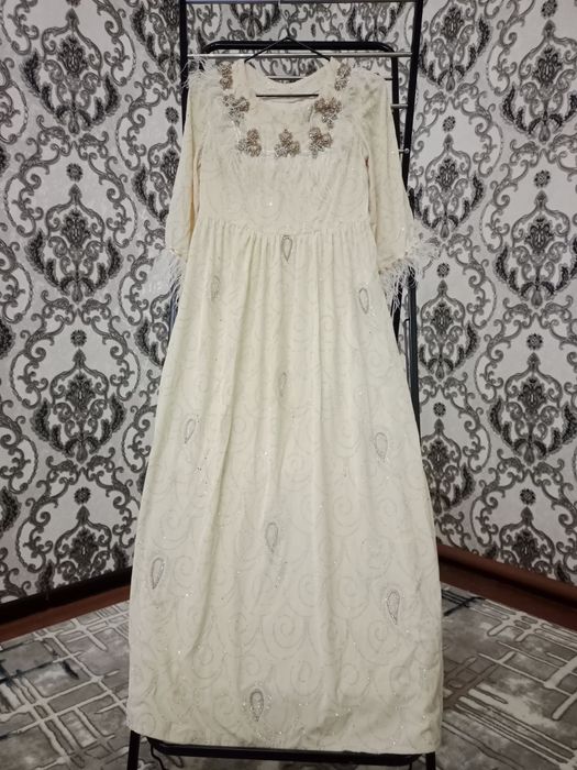 Ansambl kelinlik liboslari