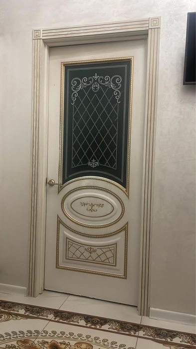 Продается двери срочна в течение часа