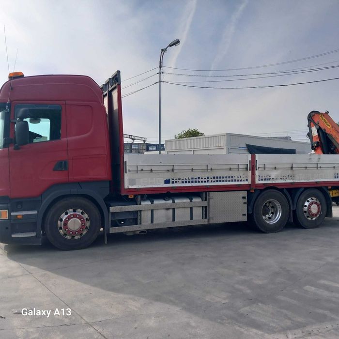 De vanzare Camion Scania cu Macara + Remorca