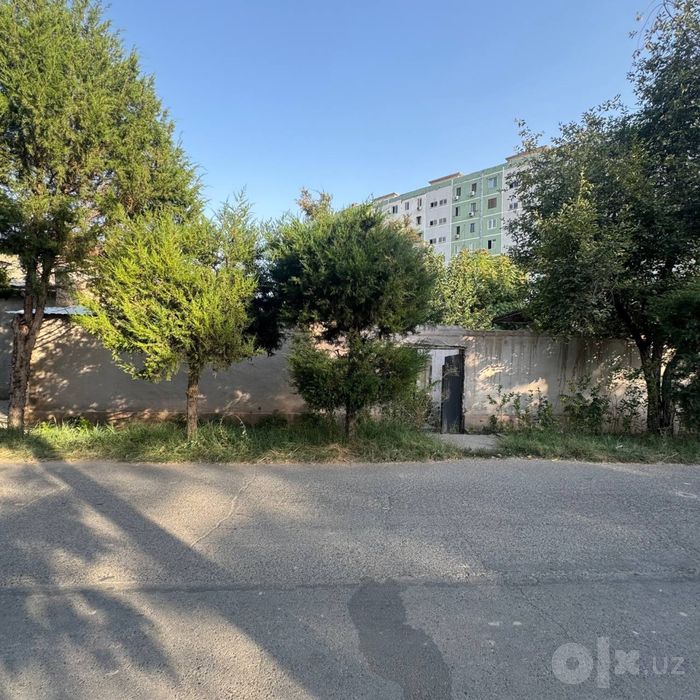 Продаётся земля на Новомосковском