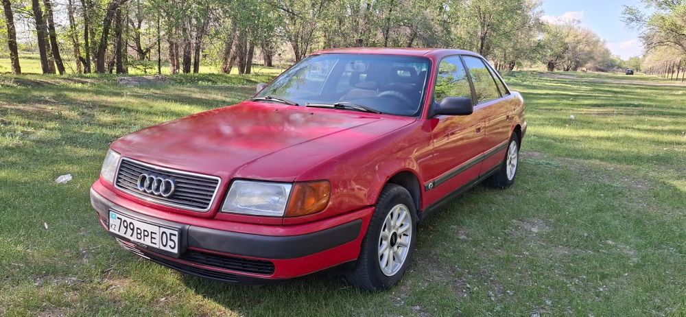 Продам ауди 100 с4