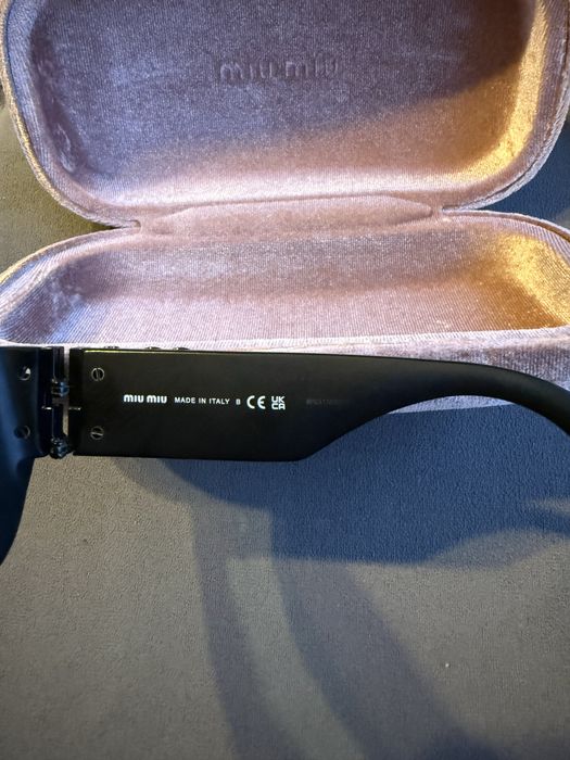 Оригинални слънчеви очила “Miu miu”