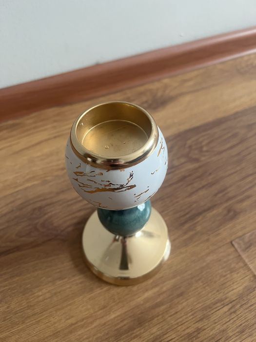 Подсвечник новый 1шт