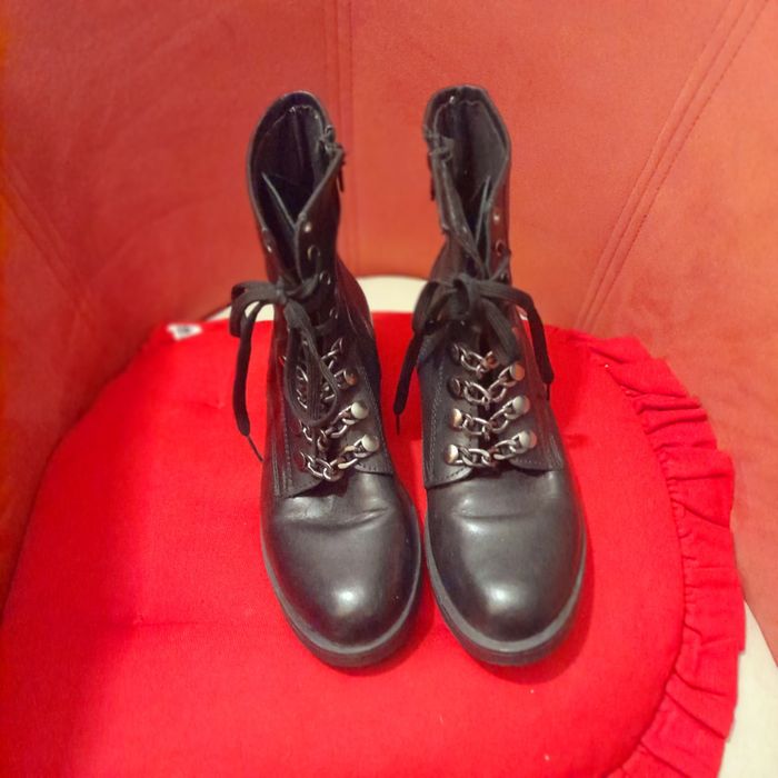 Vînd, Ghete piele -38