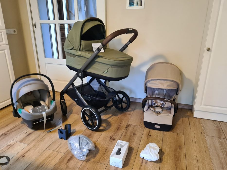 Cybex Balios S Lux Almond Beige/Moss green