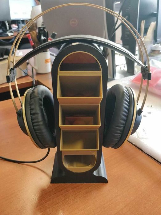 Stand căști cu sertare de depozitare – Print 3D practic și modern