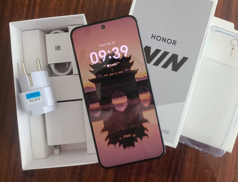 Honor WIN Dual sim 5G, 10 000mAh батерия, с BG меню и Android auto