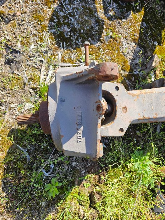 Piese punte fata tractor Massey Ferguson 3070/3080/3090